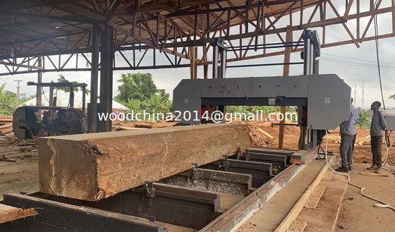 Dia 2500mm CNC Yatay Otomatik Ahşap Bandsaw Makine Afrika Çubuk Kesimi için Band Gördü