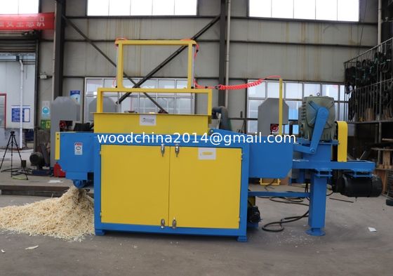 Hayvan yatakları için büyük ahşap fırçalama makinesi saatte 4000 kg