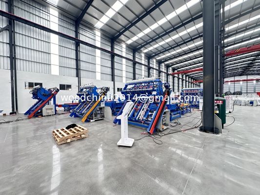 Yüksek Kapasiteli Otomatik Ahşap Palet Makinesi Yükleyici ve Taşıyıcı ile Geliyor