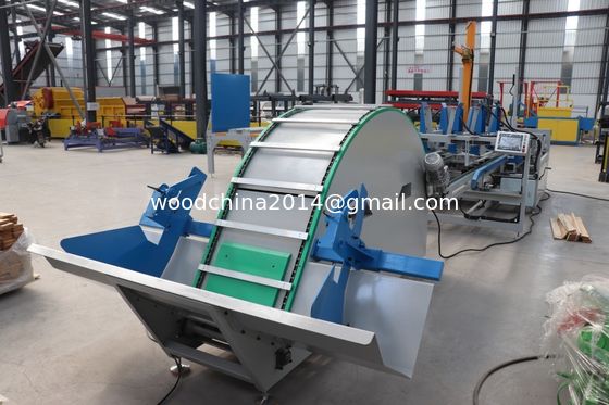 Otomatik Ahşap Yükleme Makinesi Ahşap Plank Palletizer Ahşap İşleme Timber Stacker