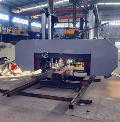 80HP dizel motorlu Ağacı İşleme için Ağır Görevli Yatay Bant Testere